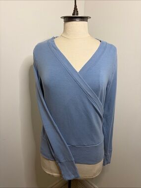 ATHLETA Recharge Brushed Nirvana Wrap Sweatshirt Blue SIZE MEDIUM